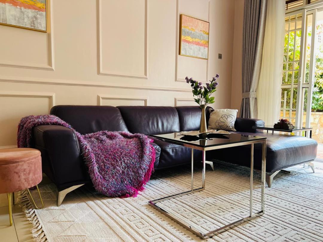 Alsander Homes Raspberry Кампала Екстериор снимка