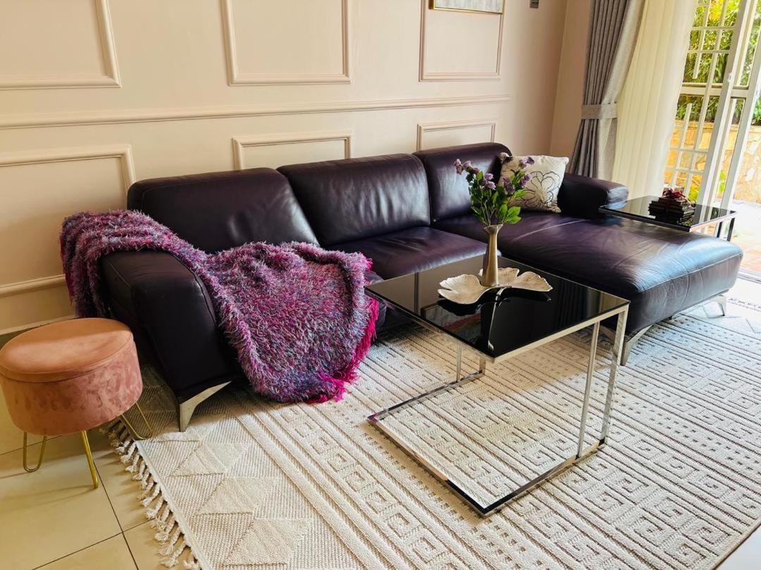 Alsander Homes Raspberry Кампала Екстериор снимка